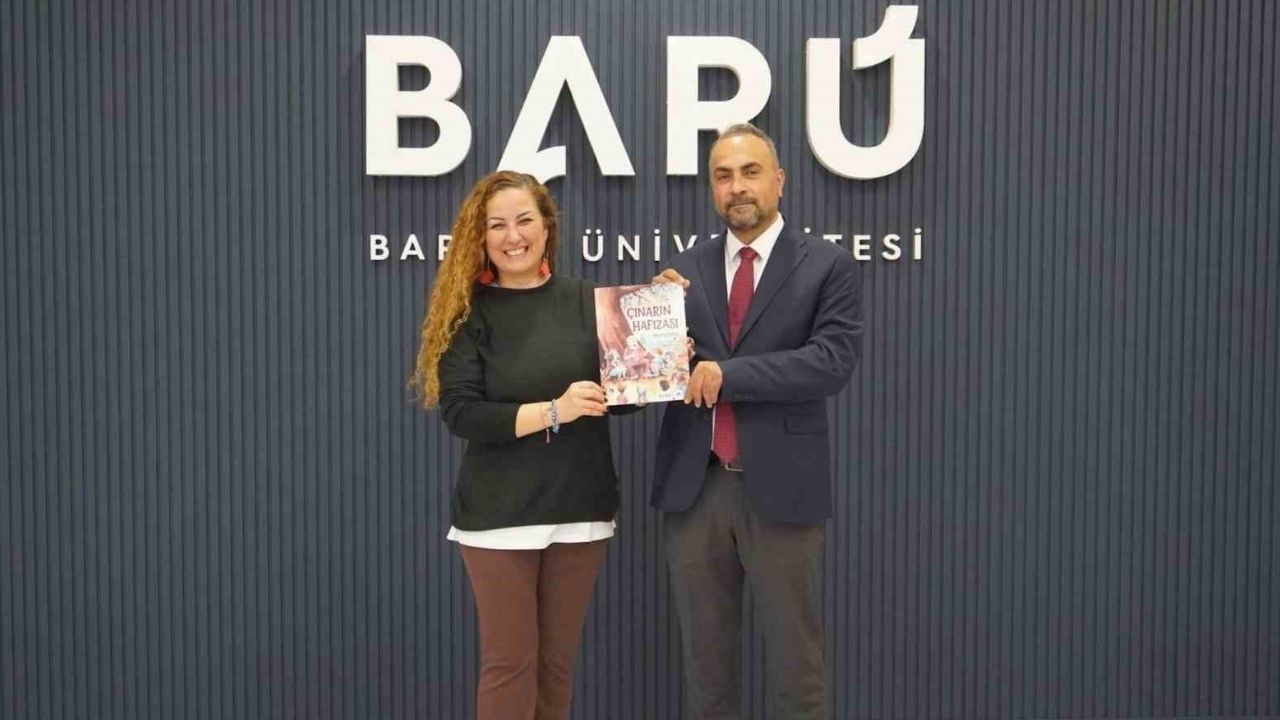 Bartın Üniversitesi 640 Yıllık Tarihi Çınar Ağacını Kitaplaştırdı
