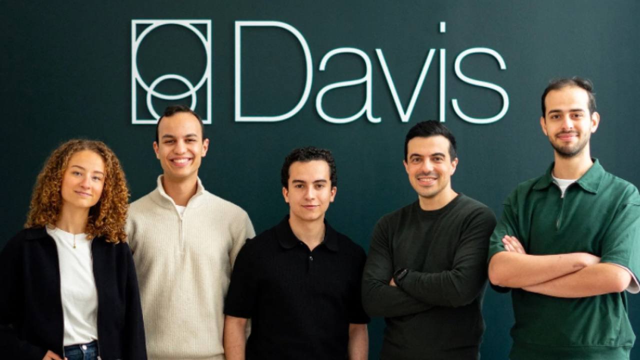 Davis, Gayrimenkul Tasarımında AI Kullanımı İçin 5.5 Milyon Dolar Topladı