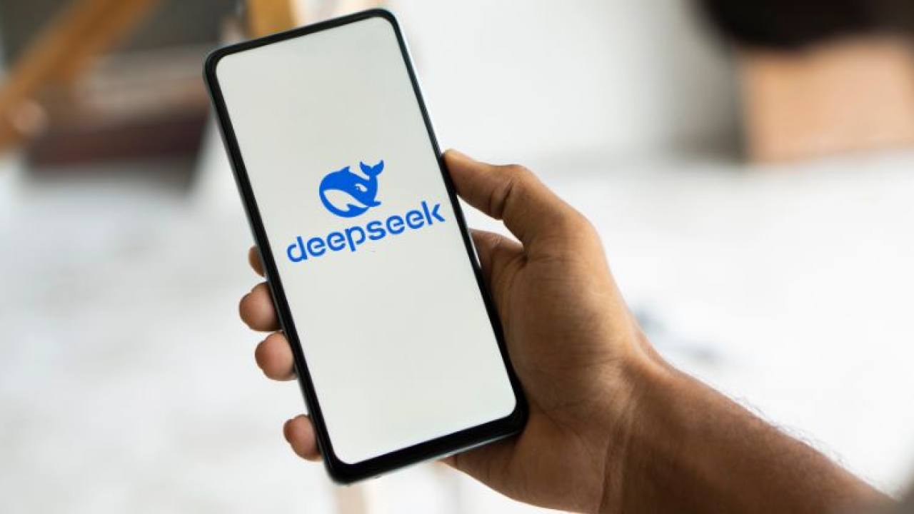 DeepSeek, Çin'in Büyük Fonu'ndan 45 Milyar Dolar Değerleme Hedefliyor