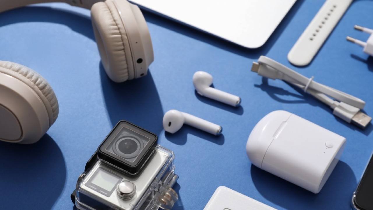 Era, AI Destekli Akıllı Cihazlar İçin 11 Milyon Dolar Topladı