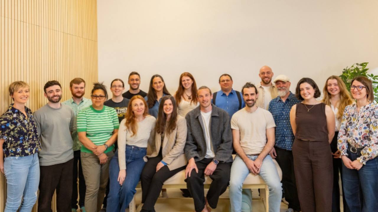 Flok Health, NHS Üzerinden AI Fizyoterapi Kliniğini Genişletiyor