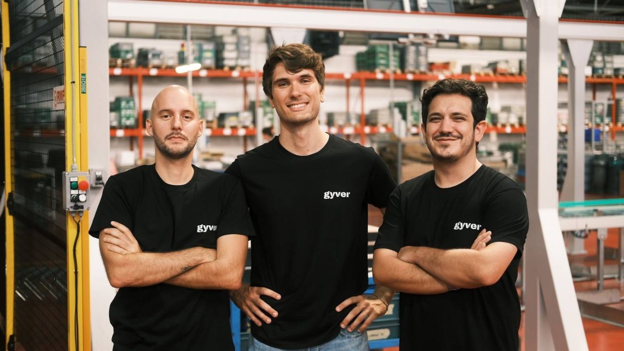 İtalya'nın Gyver'i Elektrikçileri Güçlendirmek İçin 1.4 Milyon Euro Topladı