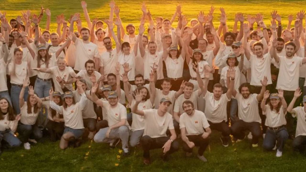 Mistral AI, 830 Milyon Dolar Yatırım ile Avrupa'da Büyüyor