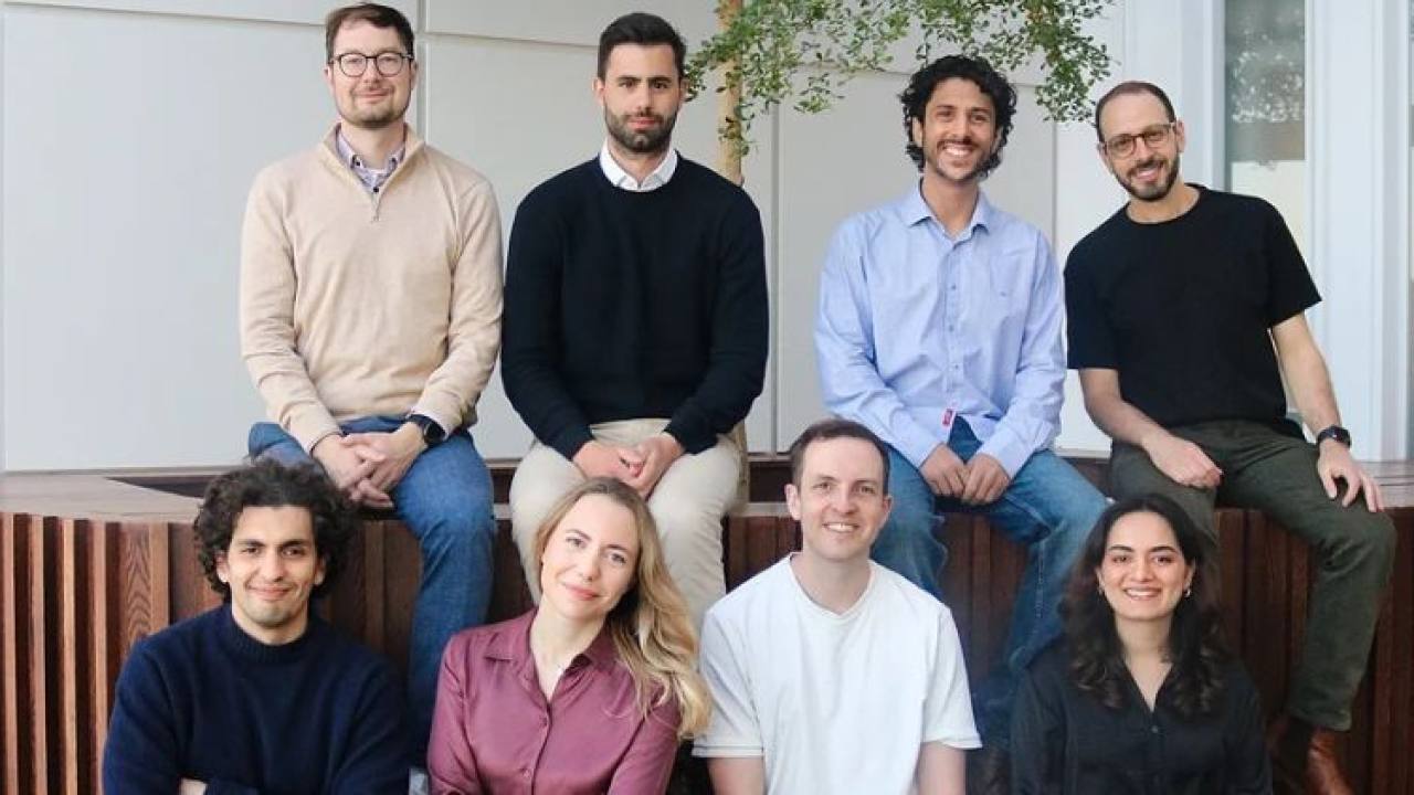 Perceptic, İlaç Sektörü İçin Yeni Bir AI Platformu Geliştiriyor
