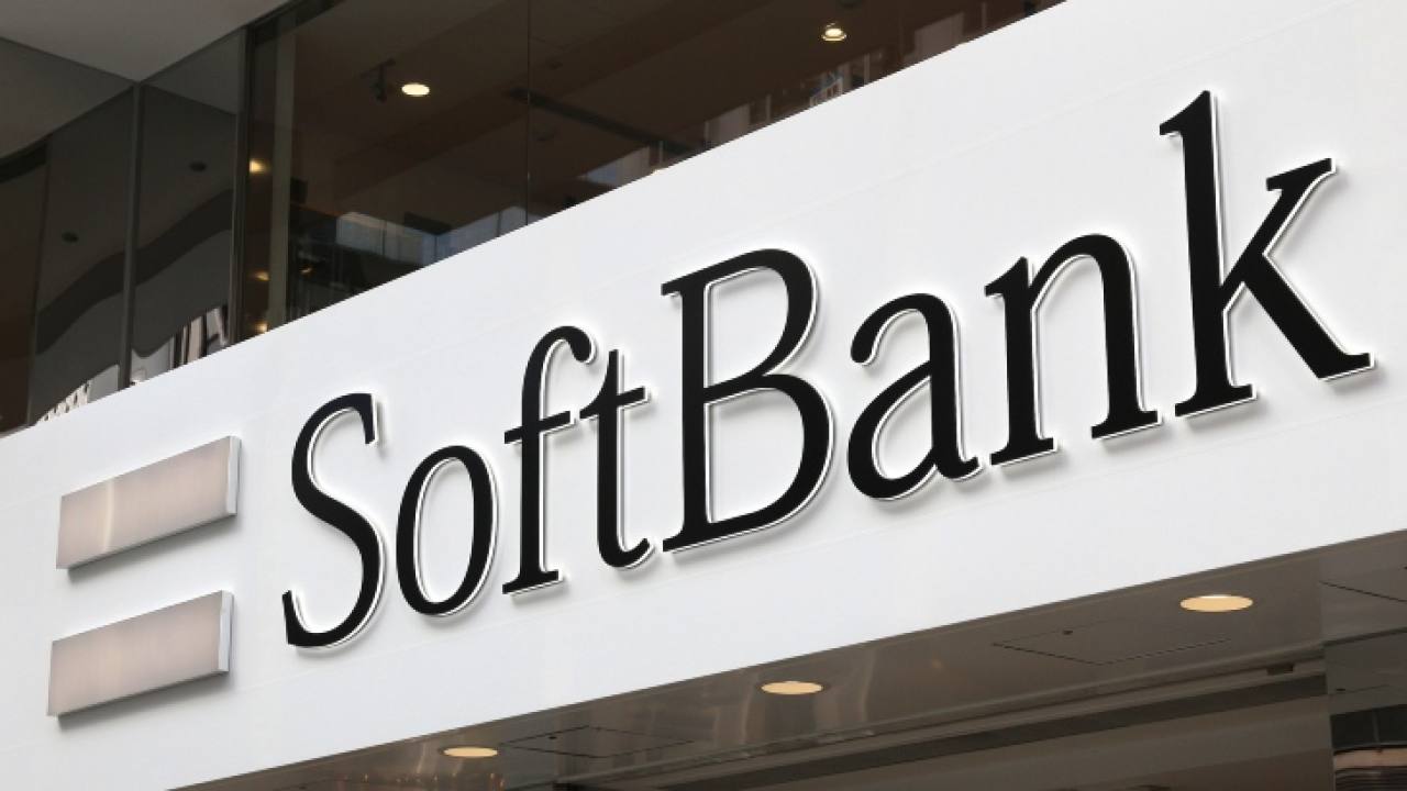 SoftBank, Roze AI ile 100 Milyar Dolar Değerleme Hedefli IPO Sürecine Girdi