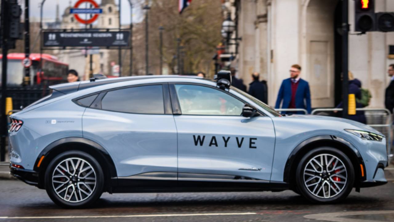 Wayve, Seri D Turu Kapsamında 60 Milyon Dolar Yatırım Aldı