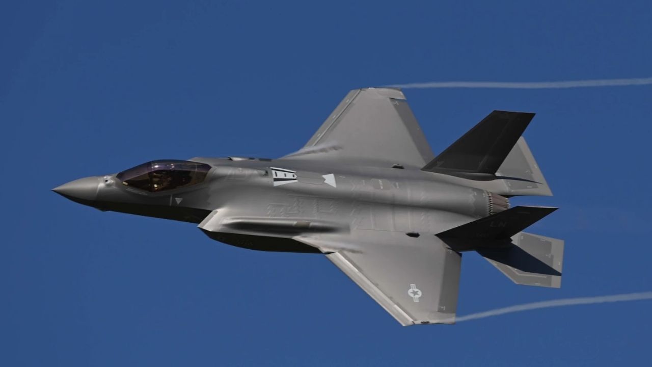 Yunanistan Başbakanı Miçotakis, ABD'den F-35 satın alma yoluna girdiklerini söyledi